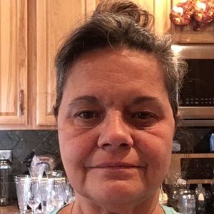 Meet your Posher, Tina